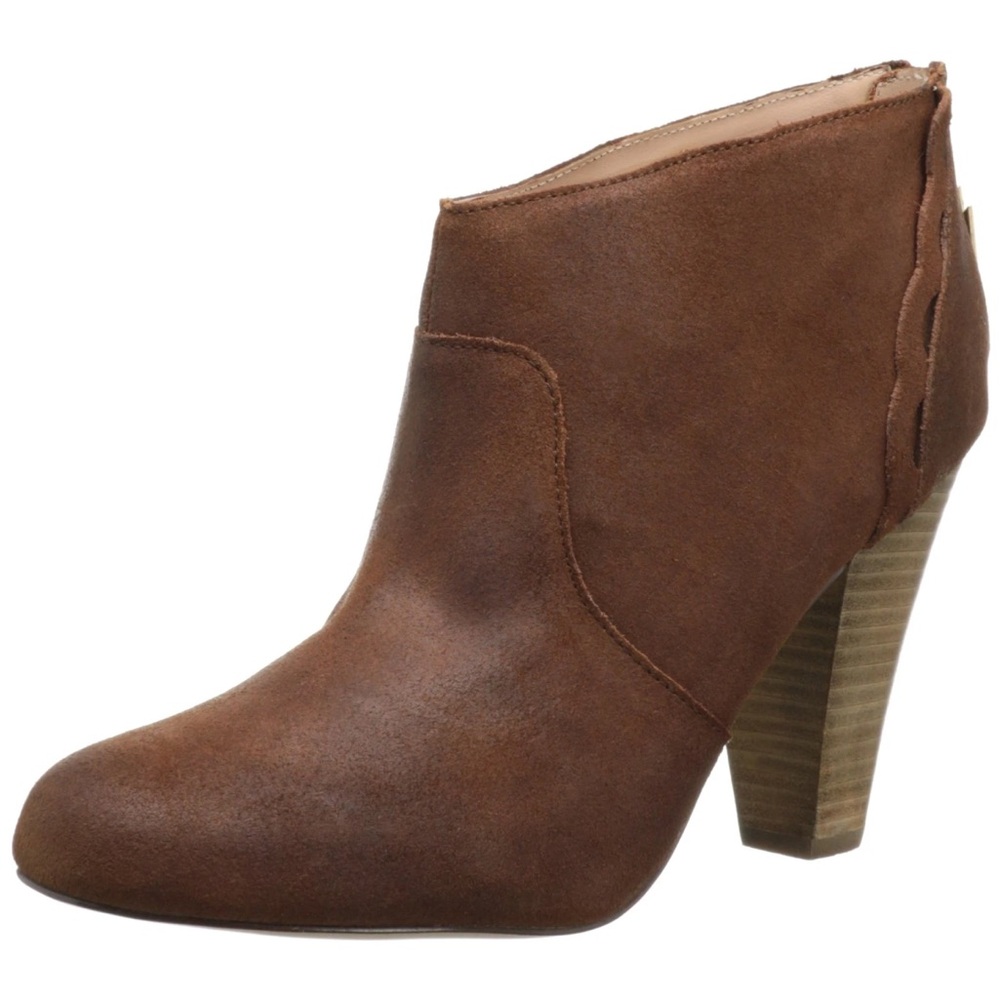 Betsey Johnson scalloped bootie